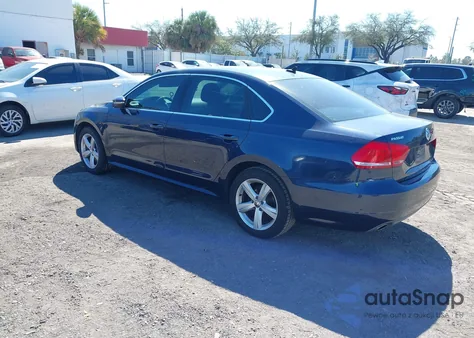 2012 Volkswagen Passat 2.0L Tdi Se z USA, uszkodzony, nr VIN 1VWBN7A33CC041458
